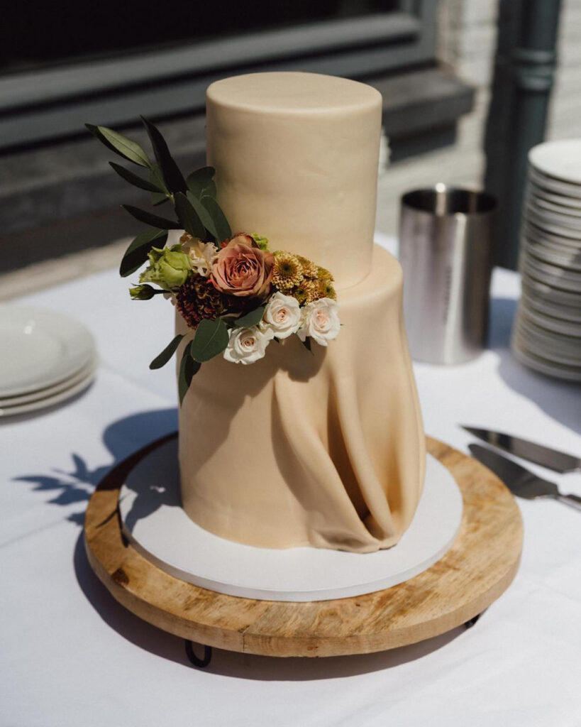 f6251a7b 6cc7 4870 8740 b5d669740c0f